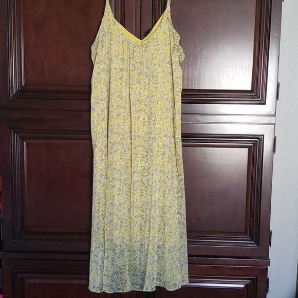 NWOT Yellow floral Maxi spaghetti strap dress - Picture 5 of 8